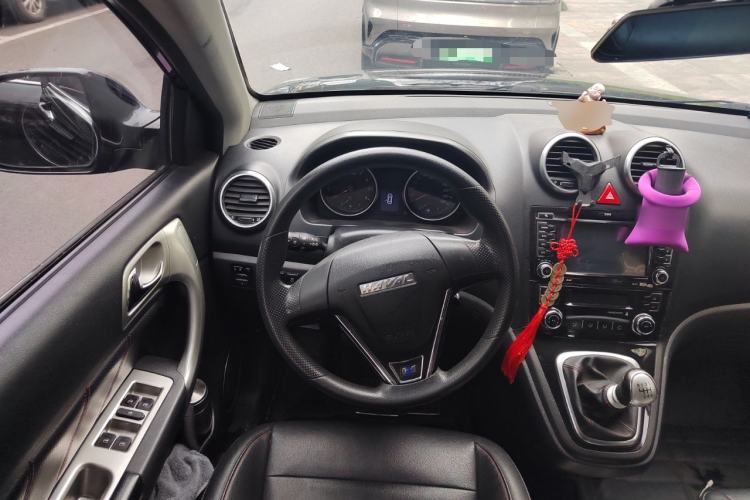 Used Haval H6 2016 Upgraded Model 1.5T Manual Two-Wheel Drive Urban Version
