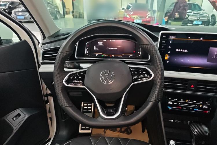 Used Volkswagen Tiguan L 2022 330TSI Automatic Two-Wheel Drive R-Line Enhanced Edition