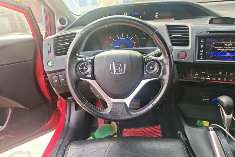 Used Honda Civic 2014 1.8L automatic luxury edition
