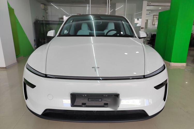 Used Tesla Model Y 2025 Rear-Wheel-Drive Version