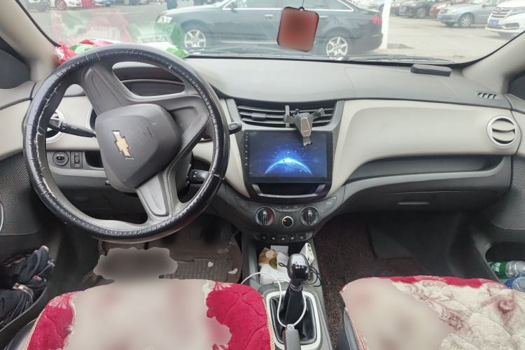 Used Chevrolet Sail 2015 Sail 3 1.3L Manual Ideal Edition Center Console