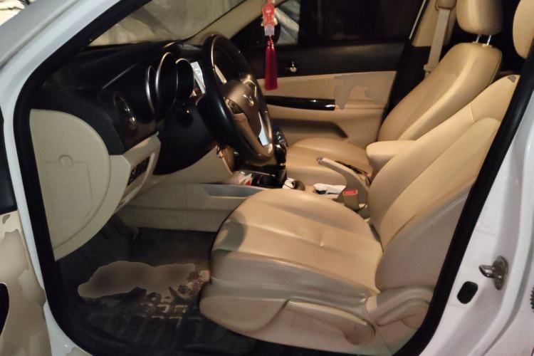 Used Changan Eado 2015 1.6L Manual Luxury Model China V Standard
