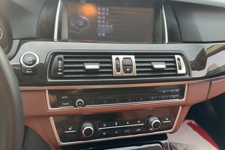 Used BMW 5 Series 2014 525Li Leading Model
