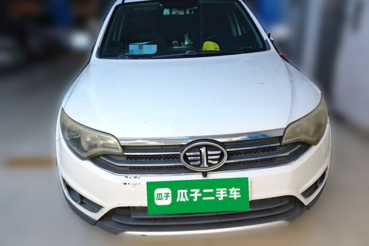 Used FAW Senya R7 2016 1.6L Manual Luxury Model
