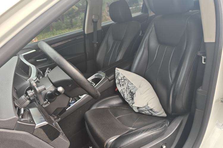 Used Geely Auto Emgrand GT 2015 2.4L Comfort Model
