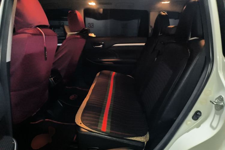 Used Toyota Highlander 2017 2.0T Four-Wheel Drive Luxury Edition 7 Seats