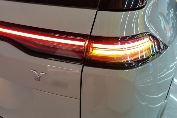 Used AION Y 2023 Younger Star Edition Right Rear Taillight