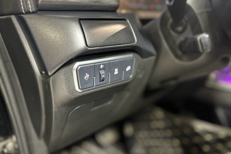 Used Tank 300 2021 Off-Road Edition 2.0T Challenger
