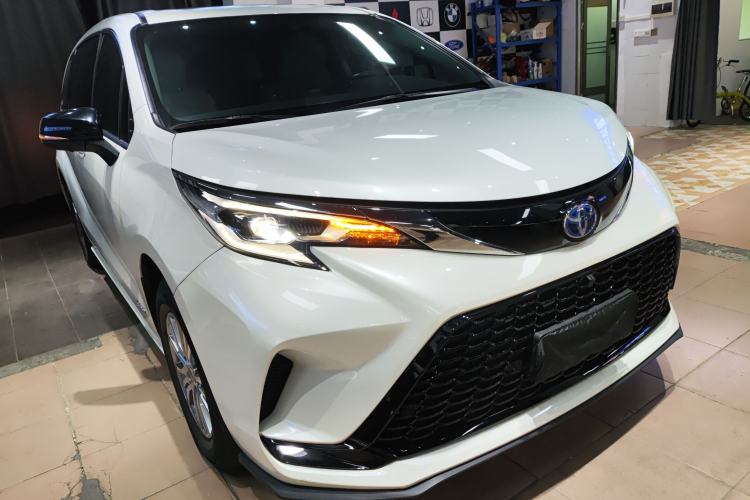 Used Toyota Sienna 2021 2.5L Hybrid Comfort Edition
