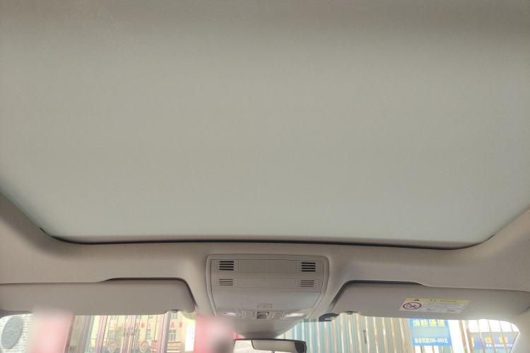 Used Volkswagen Magotan 2023 2 Million Units Commemorative Edition 330TSI DSG Luxury Version Headliner