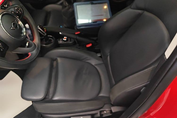 Used MINI MINI 2019 2.0T COOPER S Classic Edition Five-Door Model