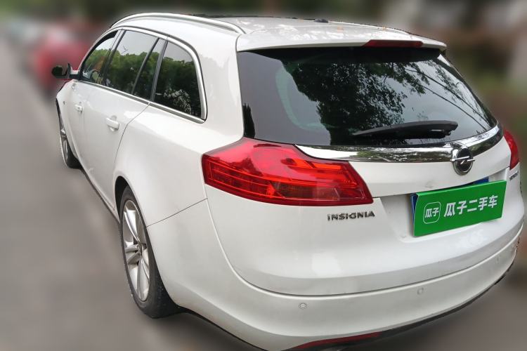 Used Opel Insignia 2013 2.0T Two-Wheel-Drive Luxury Version Rear Left 45 Deg