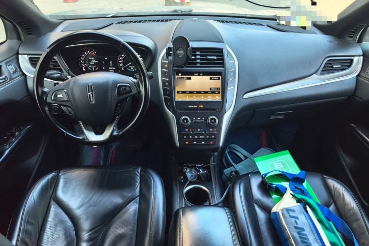 Used Lincoln MKC 2017 2.0T Two-Wheel Drive Deluxe Edition