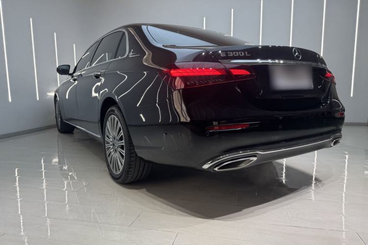 Used Mercedes-Benz E-Class 2023 Updated E 300 L Fashion Edition
