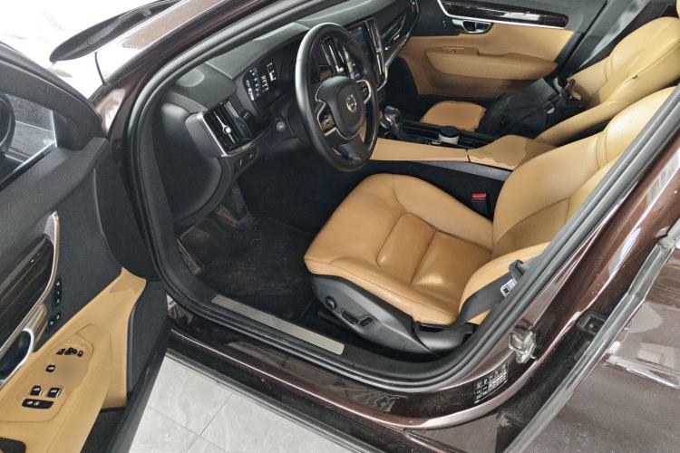 Used Volvo S90 2017 T4 Zhiyuan Edition