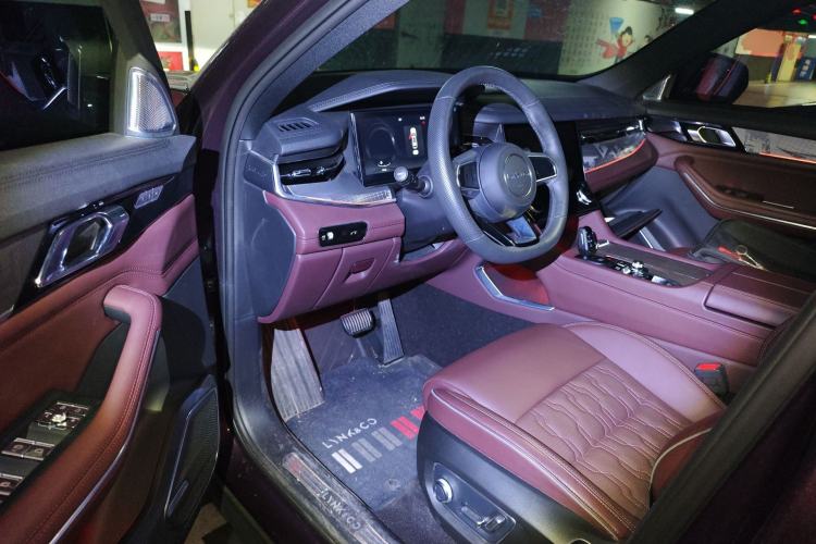 Used Lynk & Co 09 2021 2.0T Ultra 7-Seater
