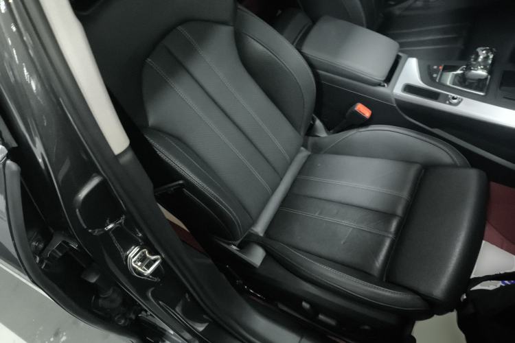 Used Audi A4L 2022 40 TFSI Fashion Dynamic Model