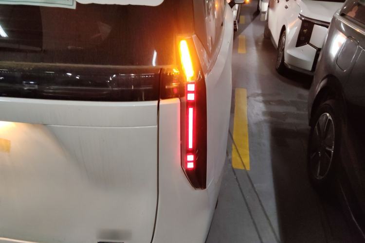 Used SAIC MAXUS Dajia 7 2024 Revised Version Super Hybrid Long-Range Edition Enjoyment Version
