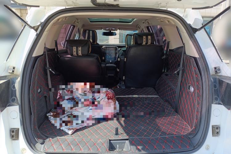 Used BYD Song MAX 2018 1.5T Automatic Smart Connect Elite Model with 6 Seats