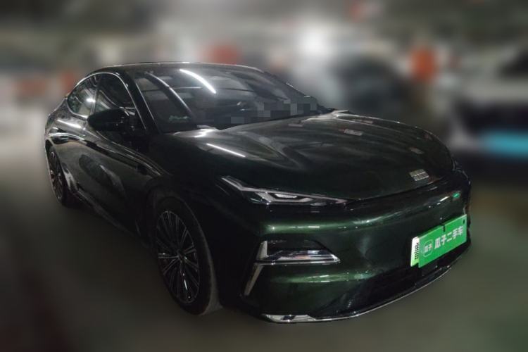 Used Geely Galaxy 8 2025 130km EM-P Exploration Edition Exterior 2