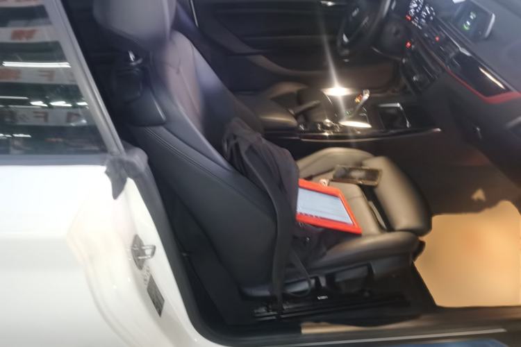 Used BMW 2 Series (Import) 2018 220i Convertible Coupe Sports Design Package
