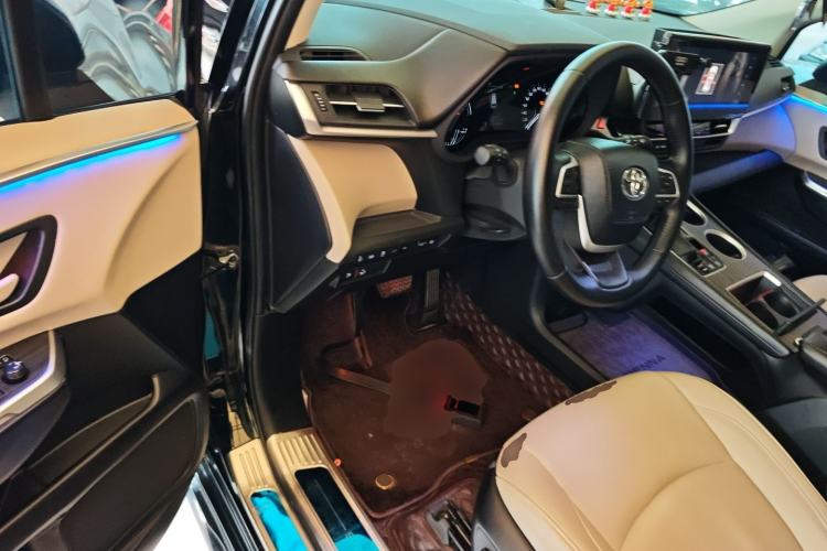 Used Toyota Sienna 2023 2.5L Hybrid Comfort Edition