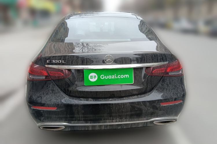 Used Mercedes-Benz E-Class 2022 Second Facelift E 300 L Fashion Edition
