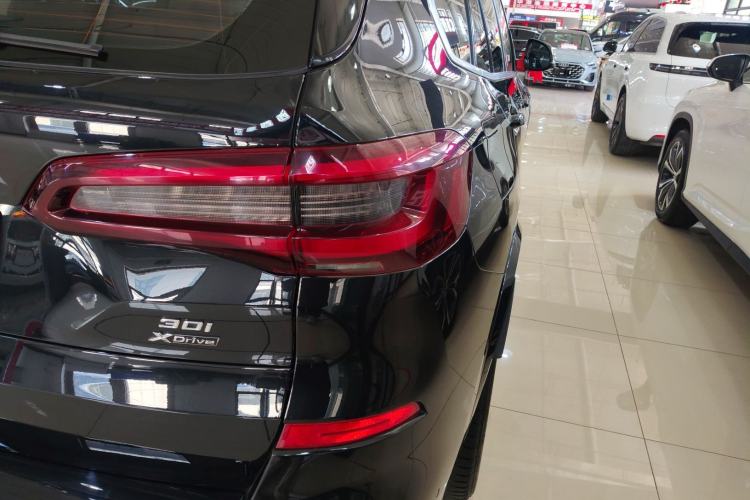 Used BMW X5 2020 xDrive30i M Sport Package Right Rear Taillight