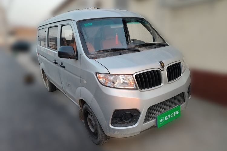 Used Jinbei New Hiace X30L 2023 1.5L Super-Enjoyment Edition Passenger Van 5/6/7-Seater Non-Air-Conditioned Version SWC15M