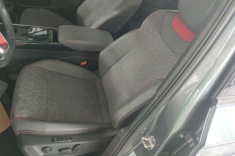 Used Volkswagen ID.4 X 2022 Smart Enjoyment Long-Range Edition