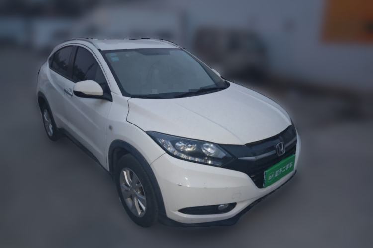 Used Honda Vezel 2018 1.5L CVT 2WD Technology Elite Model Front Right 45 Deg