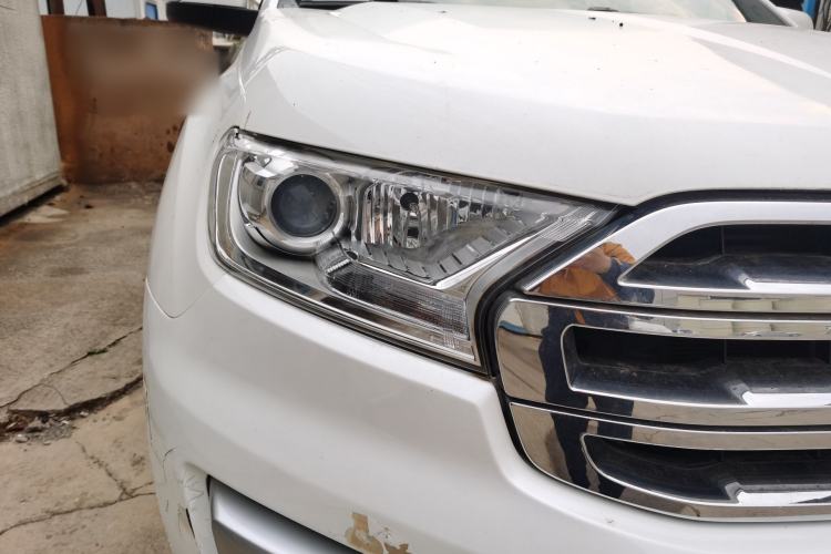 Used Ford Everest 2016 2.0T Gasoline Automatic 4x4 Luxury Edition Exterior 6