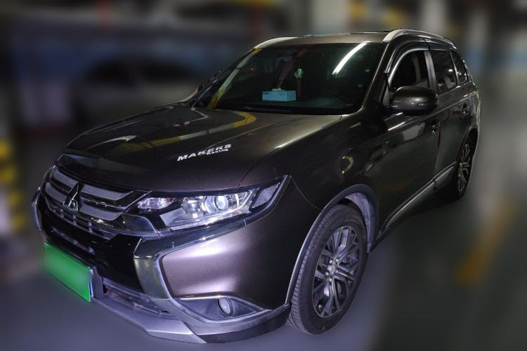 Used Mitsubishi Outlander 2018 2.0L Two-Wheel Drive Glory Edition 5 Seats