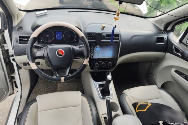 Used FORTHING Joyear X3 2016 1.5L Comfort Model Center Console