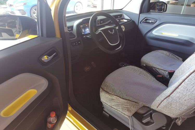 Used Wuling Hongguang MINIEV 2021 Macaron Fashion Model Lithium Iron Phosphate