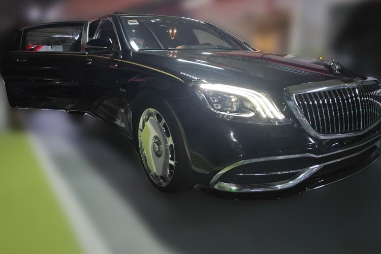 Used Mercedes-Benz Maybach S-Class 2019 S 450 4MATIC Front Right 45 Deg