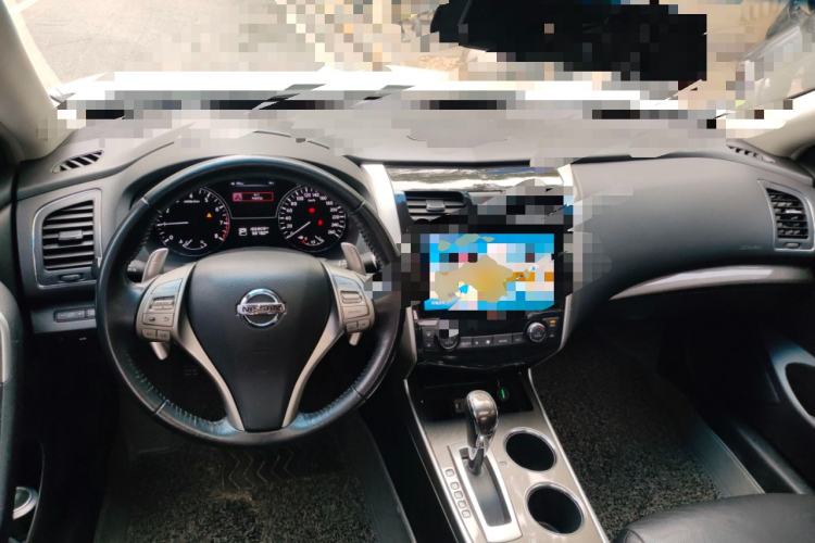 Used Nissan Teana 2013 2.5L XL Leading Edition Center Console