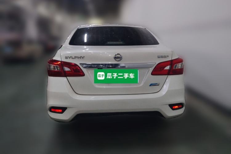 Used Nissan Sylphy 2019 1.6XV CVT Smart Connect Luxury Edition China VI Standard Rear