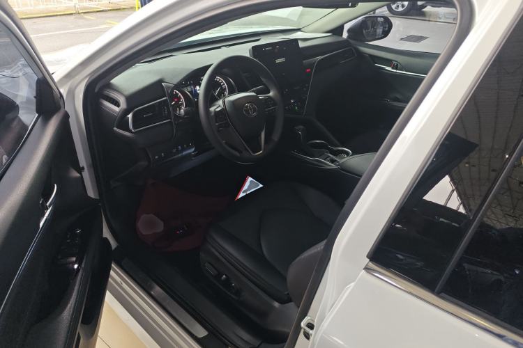 Used Toyota Camry 2021 2.0G Luxury Edition