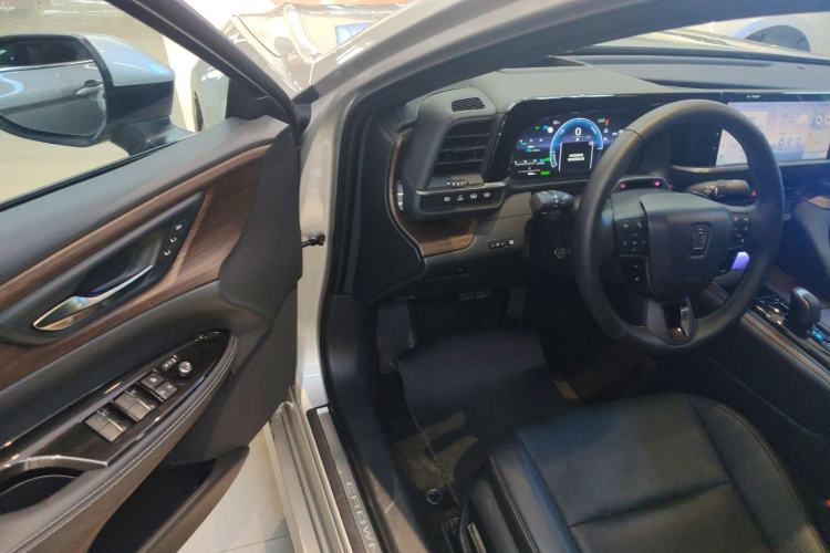 Used Toyota Crown 2024 2.5L Ultimate Edition