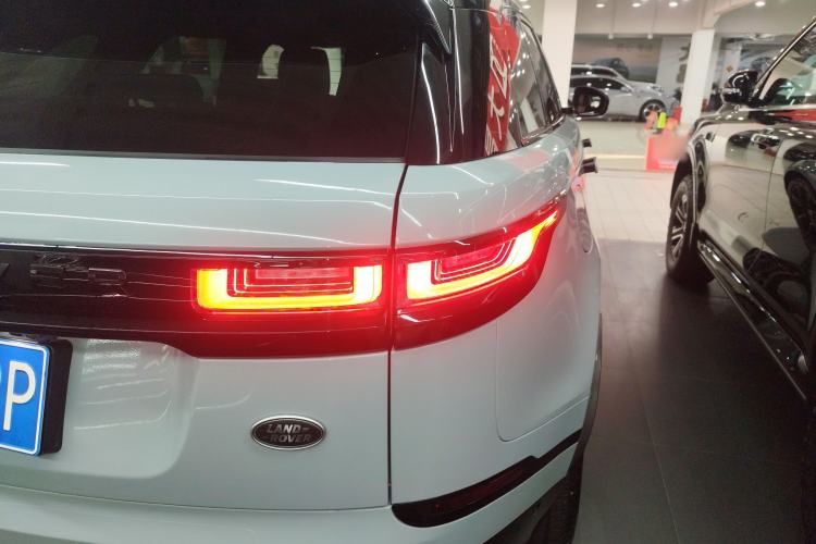 Used Land Rover Range Rover Velar 2023 250 PS Ebony Black Limited Edition