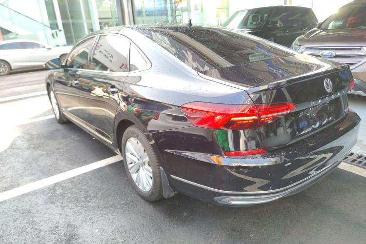 Used Volkswagen Passat 2019 330TSI Elite Edition China VI
