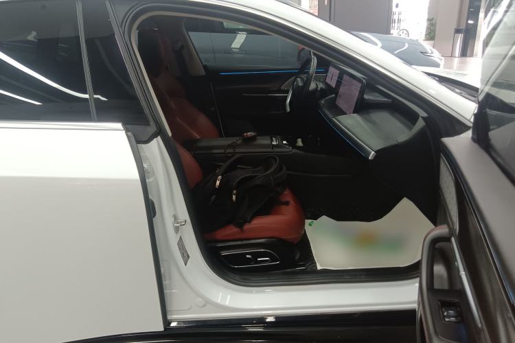 Used XPeng P7 2022 670N+