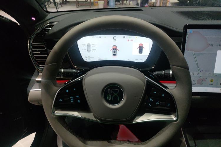 Used BYD Han 2025 DM-i Intelligent Driving Edition 125KM LiDAR Flagship Model
