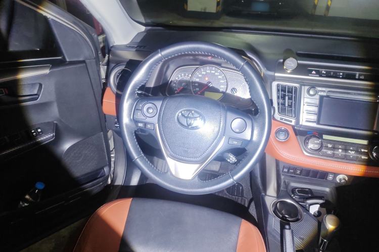 Used Toyota RAV4 2013 2.5L Automatic 4x4 Elite Edition
