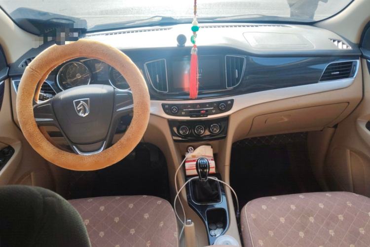 Used Baojun 730 2016 1.5L Manual Comfort Version 7 Seats China V Emission Standard