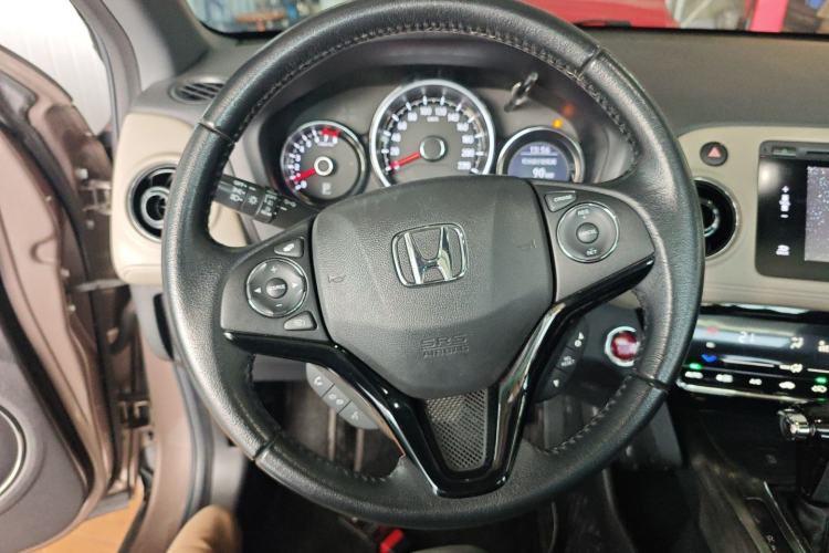 Used Honda XR-V 2015 1.8L VTi CVT Luxury Edition
