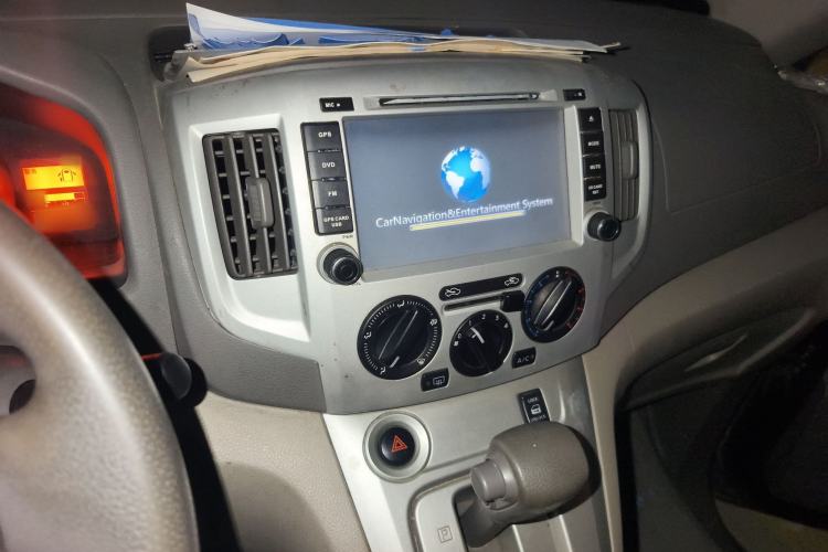 Used Nissan NV200 2014 1.6L CVT Zunya Model China IV Standard