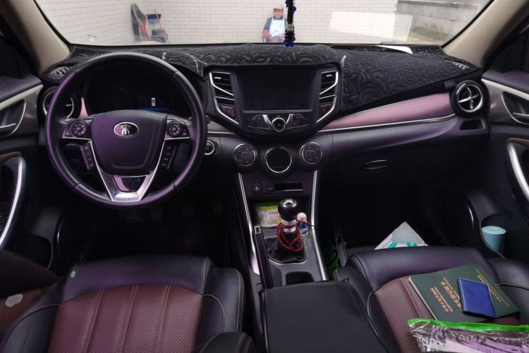 Used BYD Song 2016 GaiShi Edition 1.5TI Manual Elite Model
