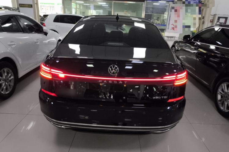 Used Volkswagen Passat 2023 330TSI Elite Edition
